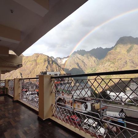 Odyssey Stays Joshimath Джошимат Экстерьер фото